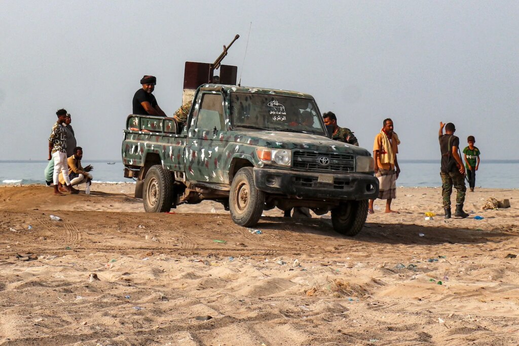 Trump Threatens Iran Over Houthi Attacks on Saudi Ships
