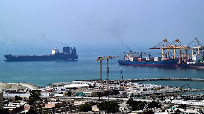 US pauses Iran strikes as Oman pursues Hormuz transit deal
