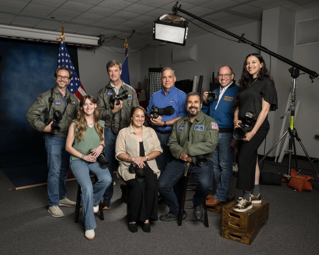 Behind the Lens: Meet NASA Johnson’s Photographers – NASA
