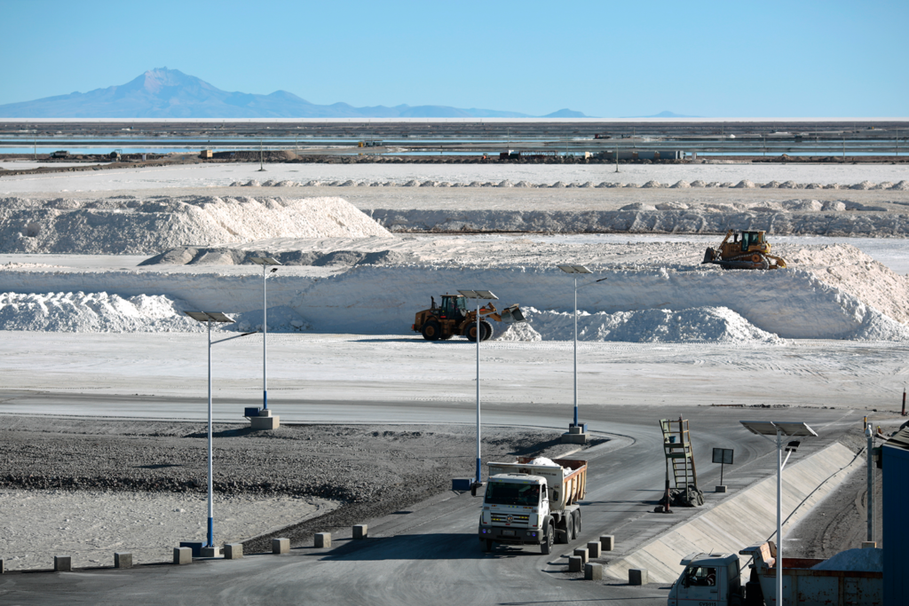 Bolivia Struggles to Turn Lithium Into Profits