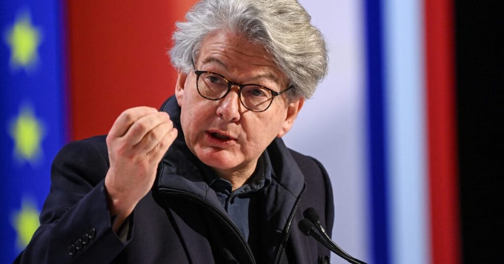 En brandissant la carte Breton, Bayrou fâche les bayrouistes – POLITICO