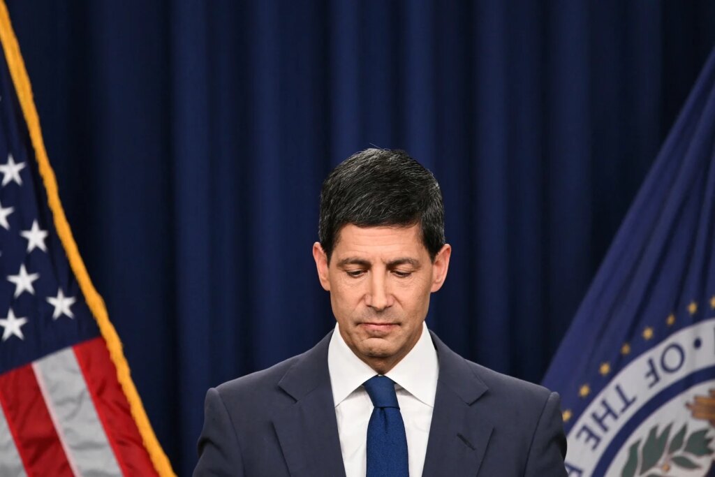 Fed Chair Kevin Warsh Has a Trump Problem