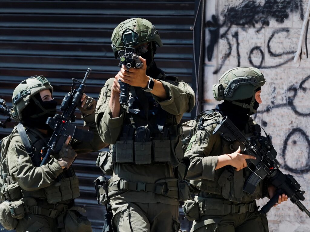 Israeli raid in West Bank’s Qalandiya injures 51 Palestinians | Human Rights News