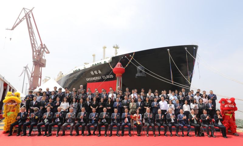 MOL puts bow on six-vessel newbuilding program with final LNG carrier delivery