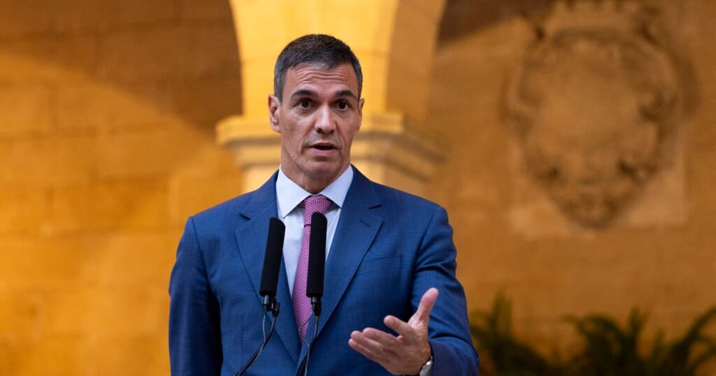 Sánchez takes rare swipe at Spain’s king over Ceuta crisis – POLITICO