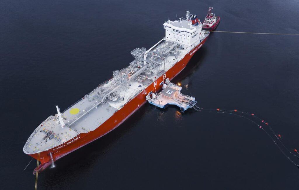 Shell’s JV puts PX in charge of operations and maintenance at Caribbean LNG terminal