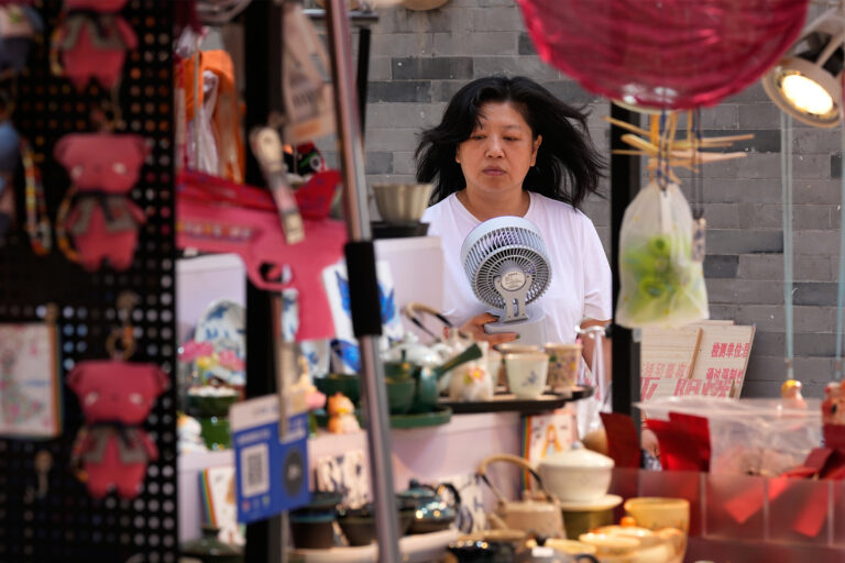 Six things to know about Asia’s heatwave and the health impacts