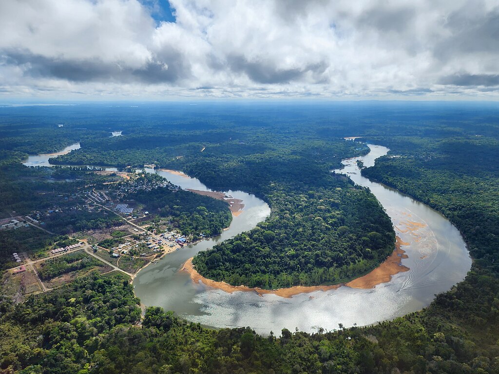 Suriname moves to evict Mennonites and illegal Amazon settlers