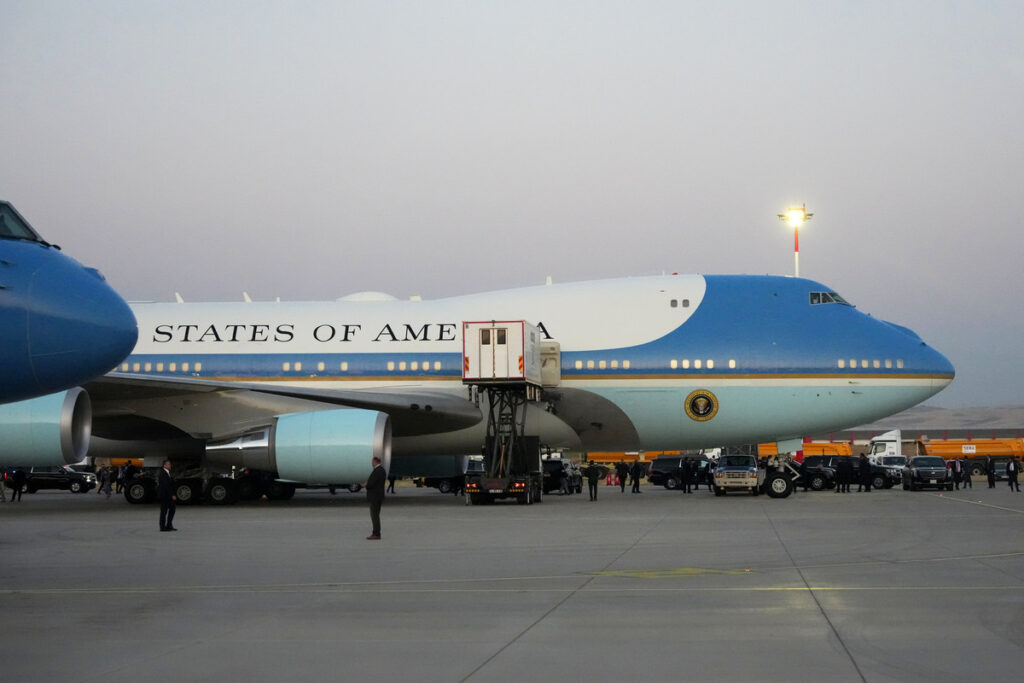 Trump denies orchestrating plane switch: ‘It’s only up to Secret Service’