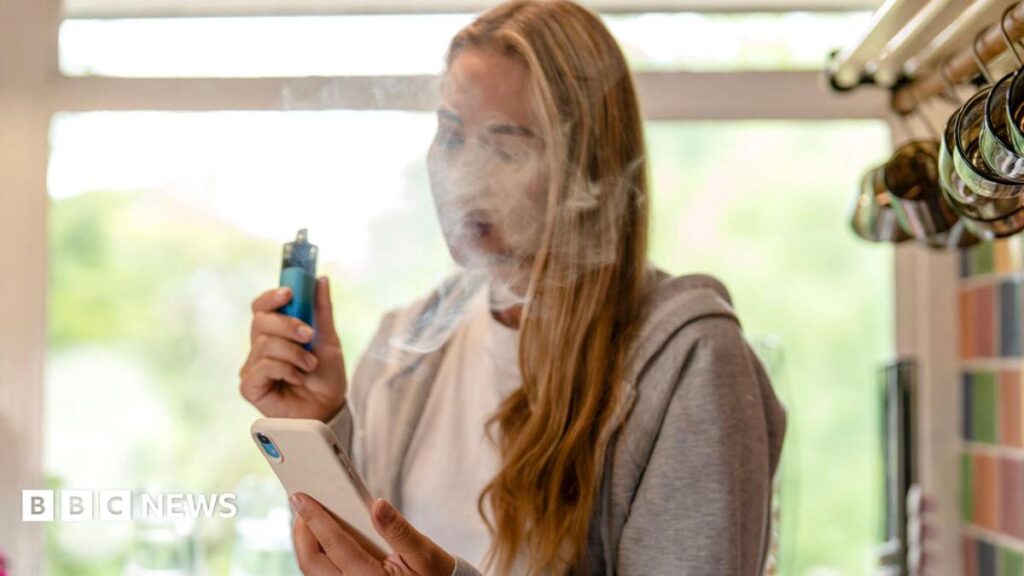 Vaping could lead to health harm in children and young people, doctors warn