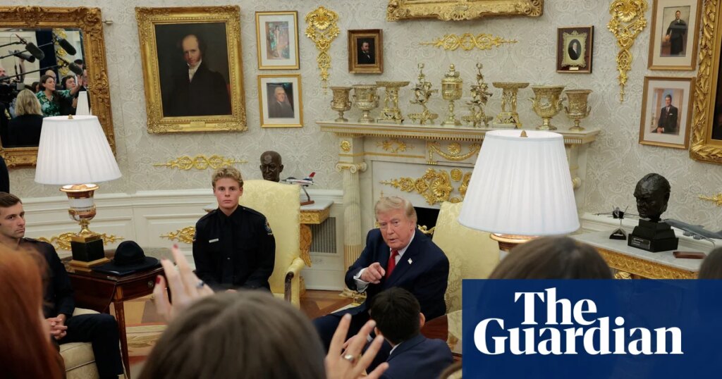 White House launches personal attack on CNN reporter over question to Trump | Donald Trump