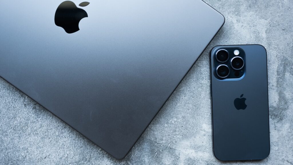 Apple Patches 200 Vulnerabilities With New iOS 27, macOS Golden Gate 27 Releases
