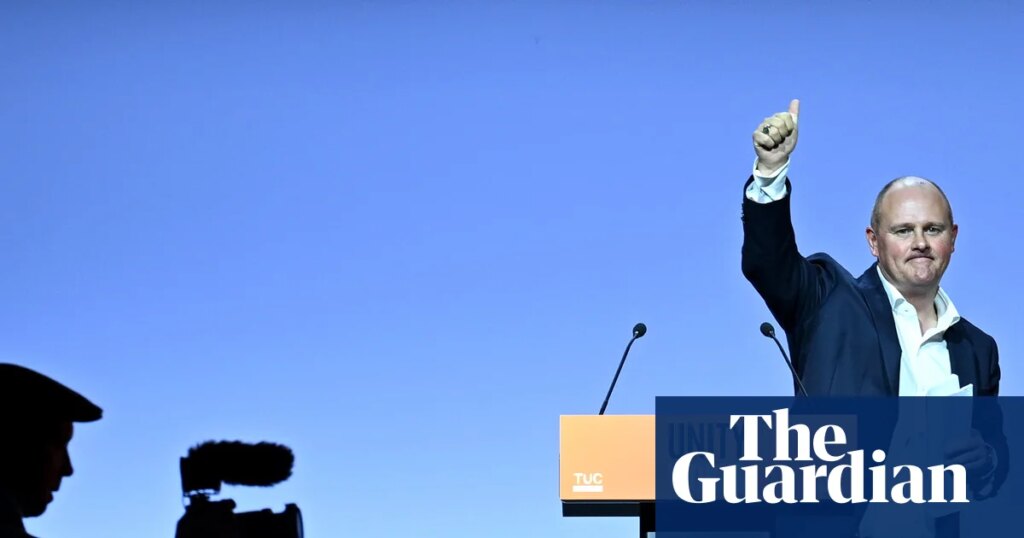 UK unions split over donations cap as TUC chief says ‘super-rich’ corrupting politics | Party funding