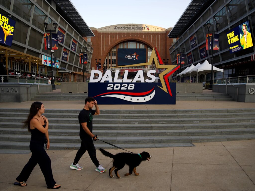 ‘Energiser’ or ‘circus’: US voters weigh in on Trump’s midterm convention | Donald Trump News