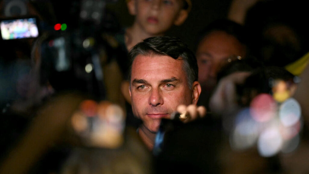 Brazil’s Flavio Bolsonaro wins third-place candidate’s support against Lula