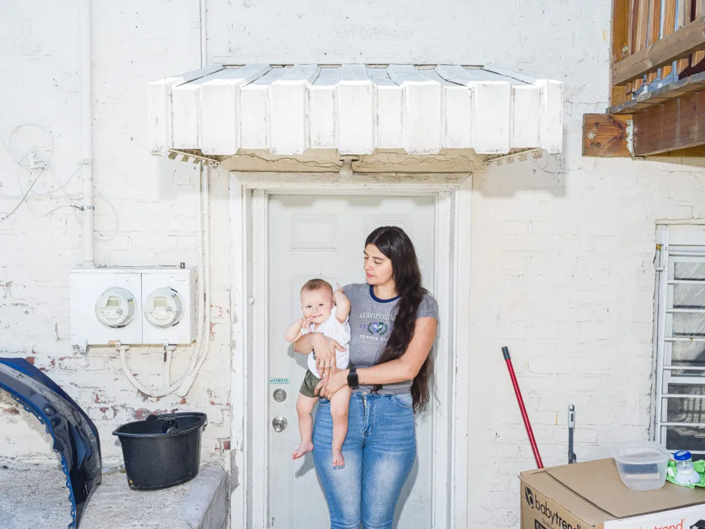 Chicago mother sues ICE contractor that jailed her and her baby in a hotel room
