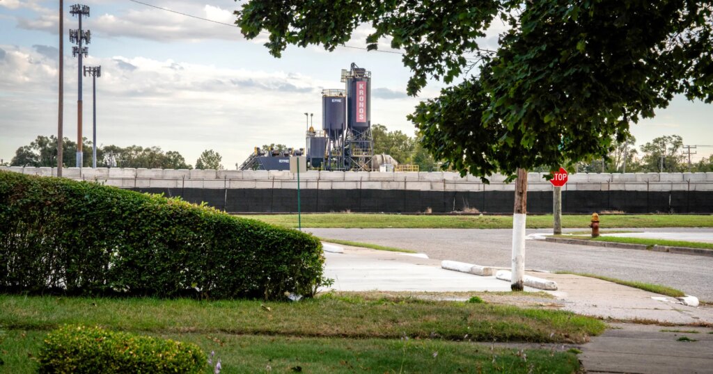 Detroit May Block Moroun Concrete Plant From Further Neighborhood Growth — ProPublica