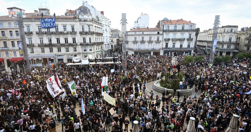 French presidential race largely unaffected by unrest, first post-riot poll shows – POLITICO