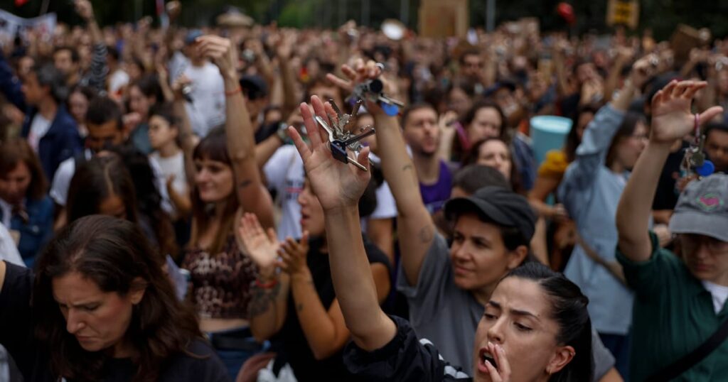 From the rent crisis to Trump: 5 things that will shape Spain’s snap election – POLITICO