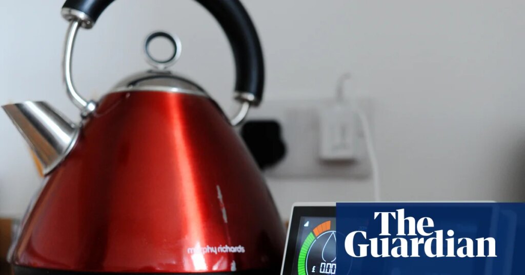 Labour could oversee worst parliament on record for living standards, study warns | UK cost of living crisis