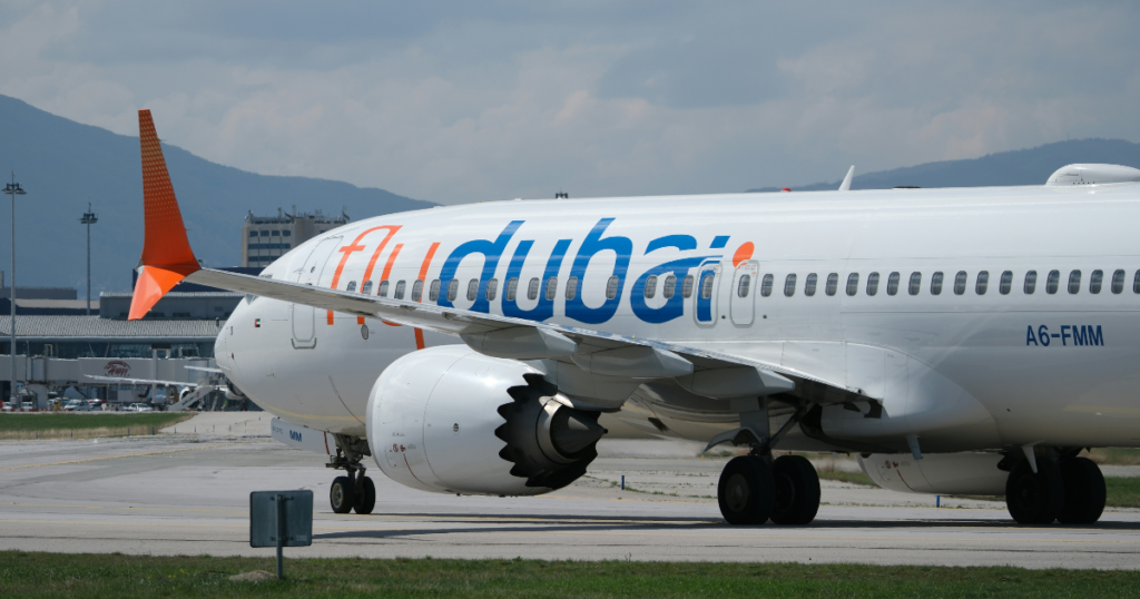 Old video of Israeli basketball player on plane shared with false claims it shows Flydubai attack aftermath – Full Fact