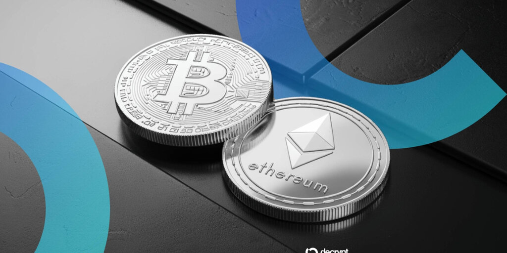 Standard Chartered Opens Bitcoin and Ethereum Trading to Wealthy UAE Clients