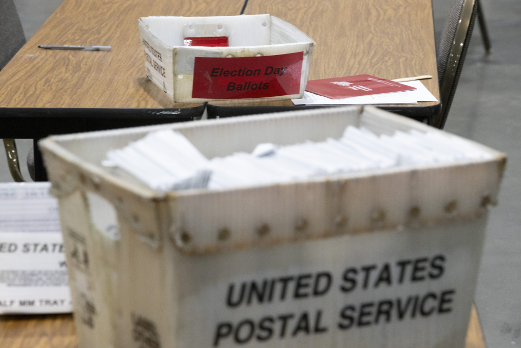 Wisconsin officials call for prompt ballot return after court rules against proposed backup plan